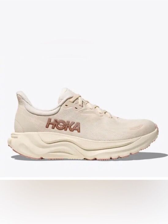 Hoka Shoes - Hoka one one Women's cream Beige Athletic Shoes size 8.5